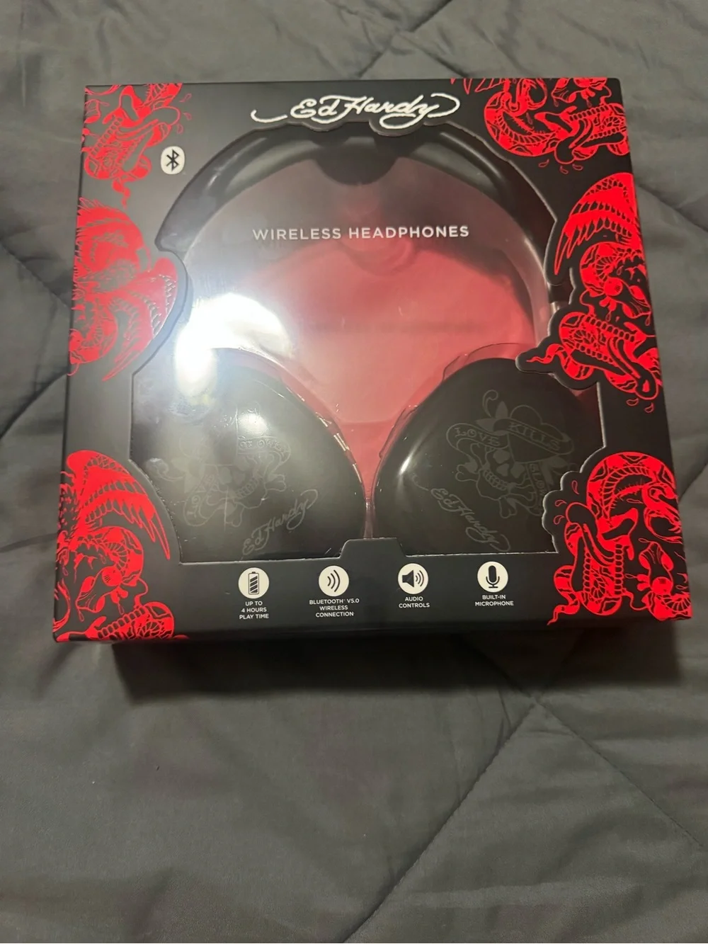 Ed Hardy Wireless Headphones